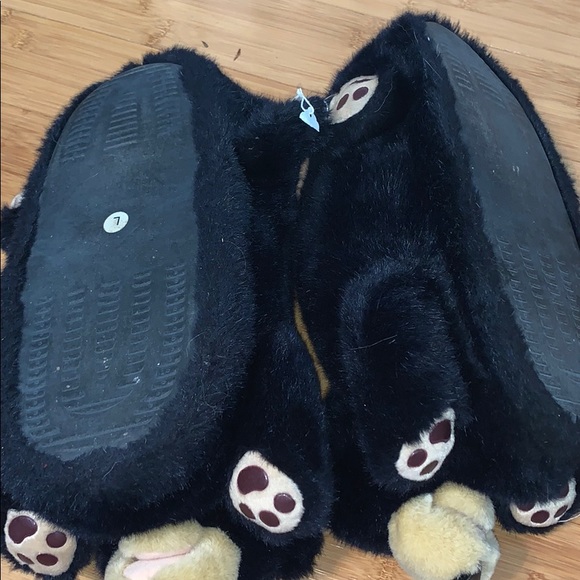 Bear slippers - Picture 3 of 3